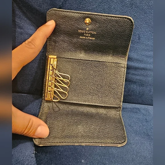 Authentic LOUIS VUITTON Monogram Idylle Multicles 6 Key Case M62992 Navy & Gray - Picture 5 of 13